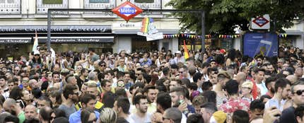 Detienen a tres neonazis en Chueca por agredir, escupir e insultar a una pareja homosexual